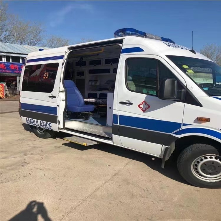 鲅鱼圈私人长途救护车出租转院回家